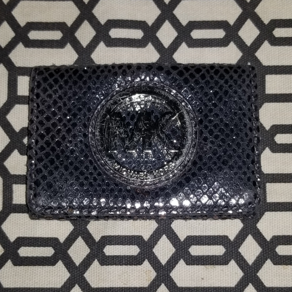 Michael Kors mini wallet